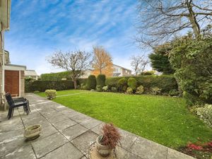 Photo 10- click for photo gallery